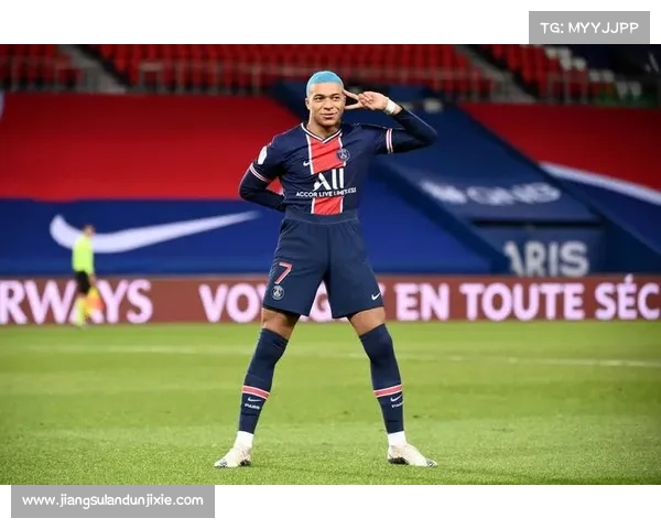 法甲联赛背后的足球文化与社会影响探索:从球迷热情到城市发展 法甲联赛背后的足球文化与社会影响探索:从球迷热情到城市发展