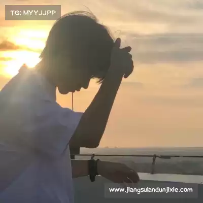 滑颢清